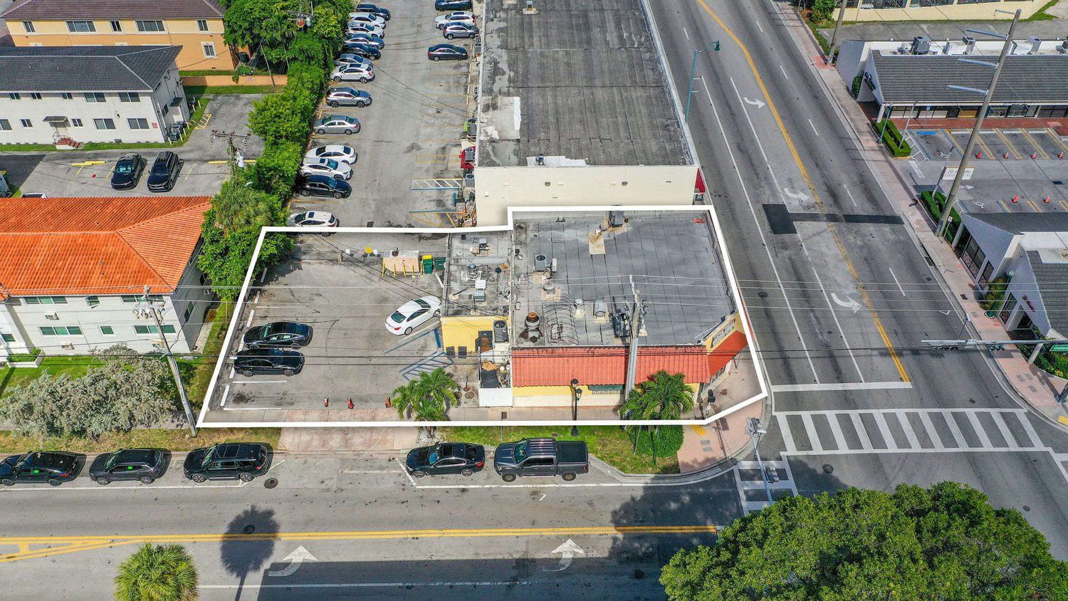 Aerial showing wrap-around frontage